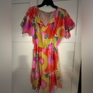 Trina Turk Floral -print mini dress. Silk, XS. Never used.